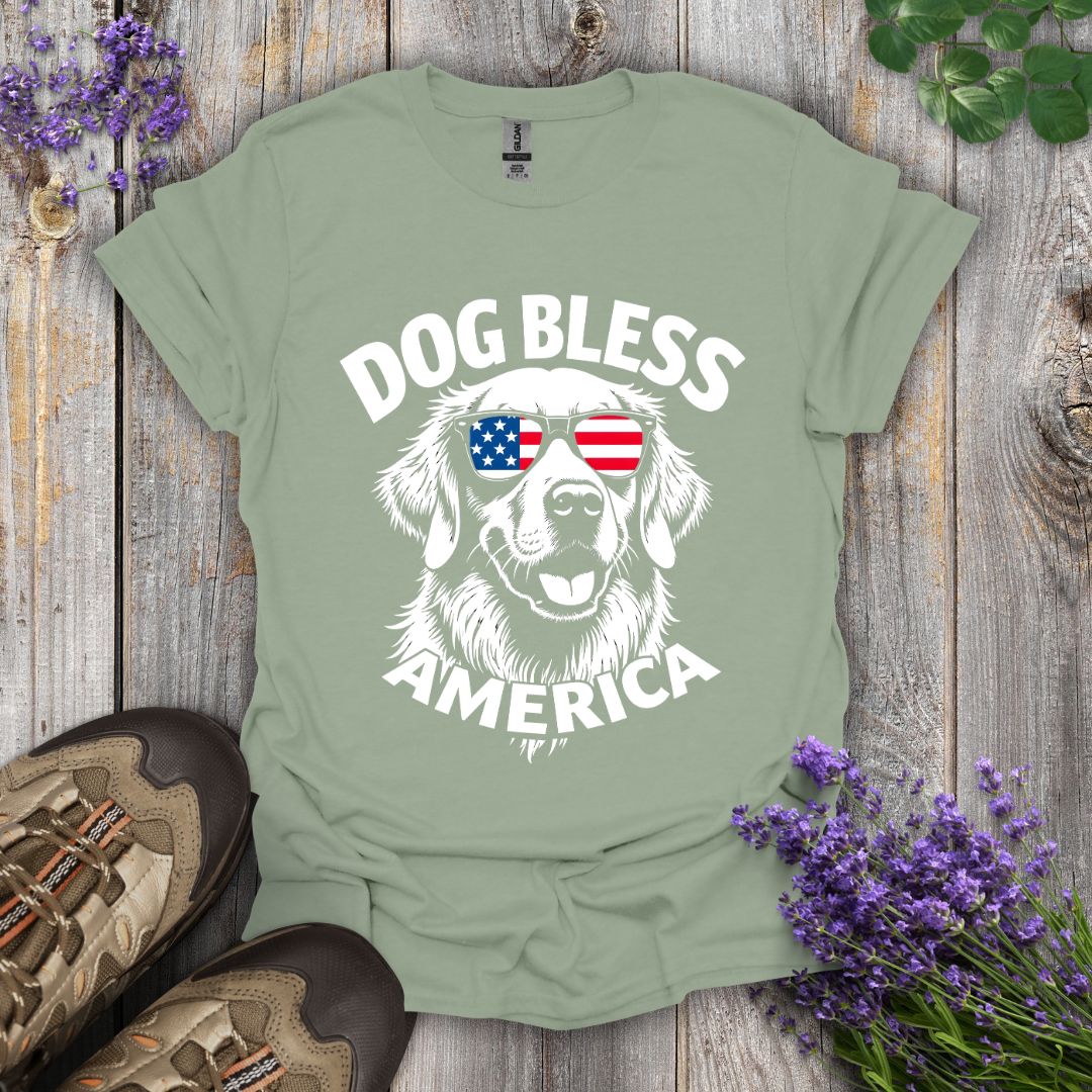 Dog Bless America (Golden Retriever) T-Shirt